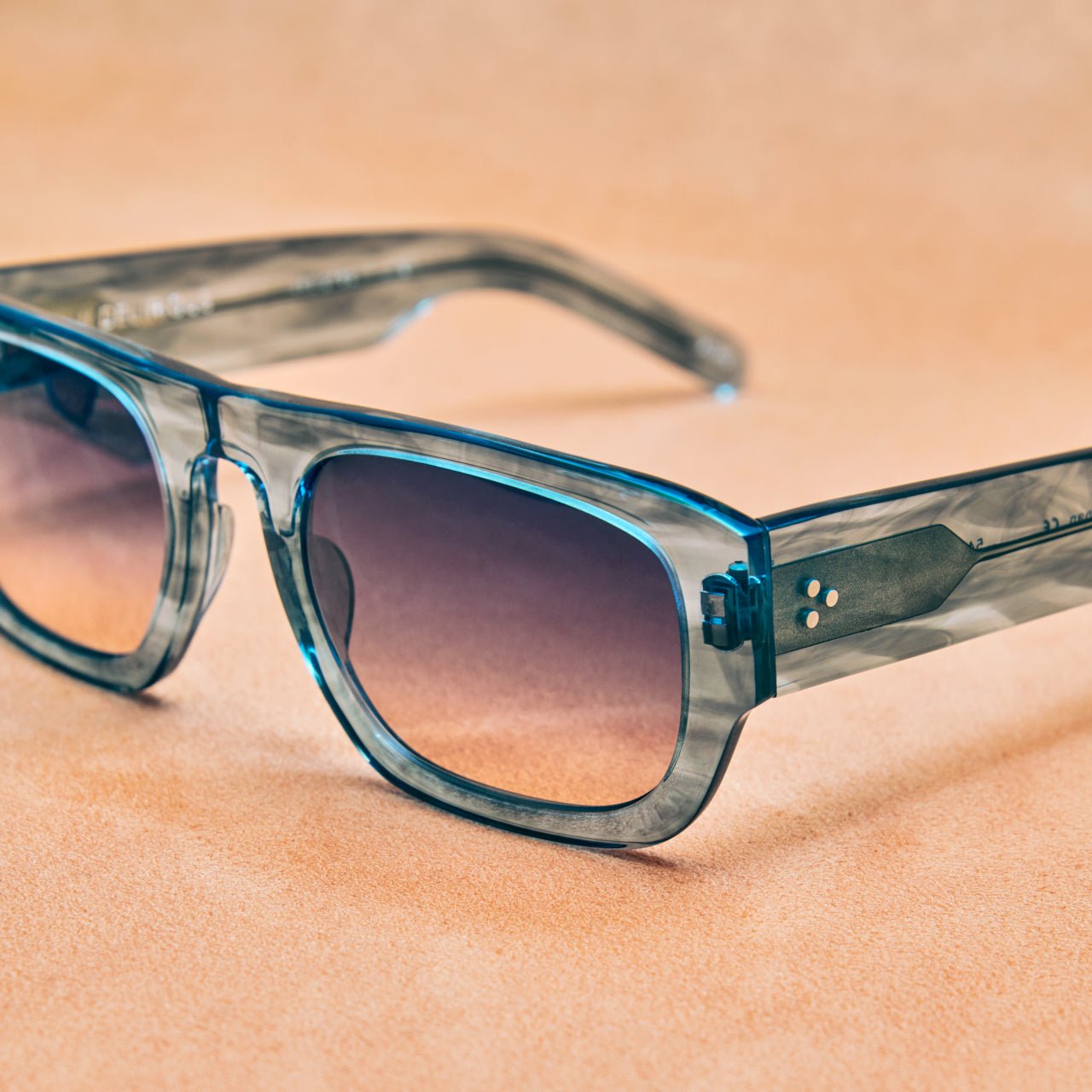Alpha light blue havana - // DELIRIOUS EYEWEAR